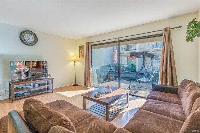 Foto del edificio - 424 Orange Blossom