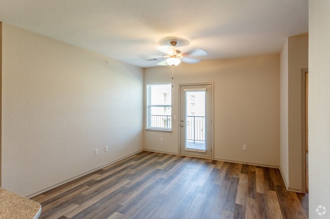 3BR, 2BA - 1397 SF - Venue at 109