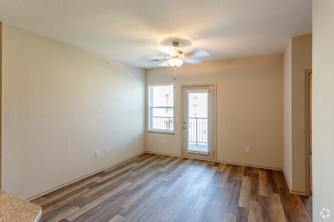 3HAB, 2BA - 1,397 ft² - Venue at 109