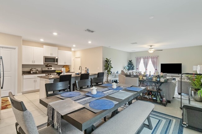 Photo - 5256 White Chicory Dr House