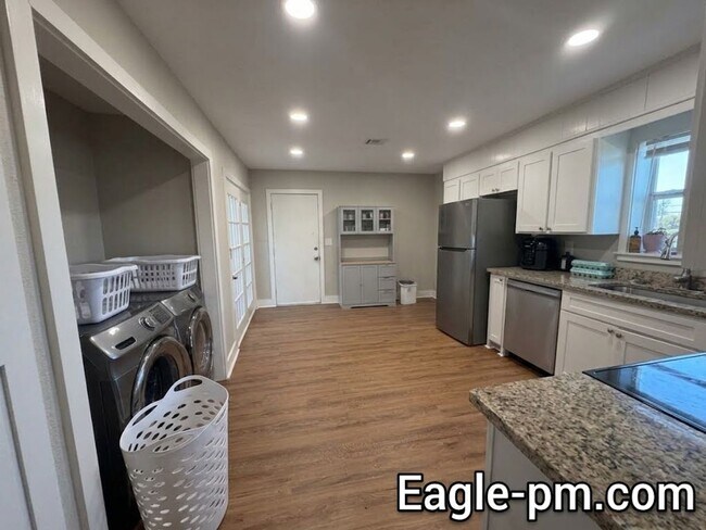 Foto del edificio - 1125 H St NW
