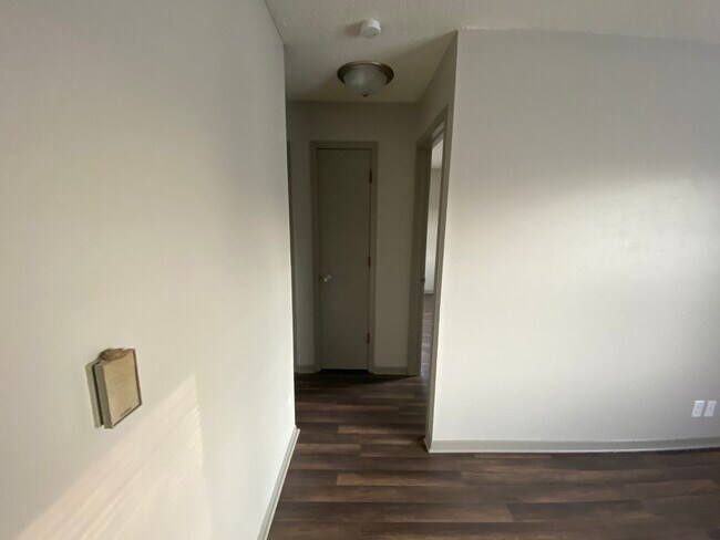 Foto del edificio - 723 E 6th St S