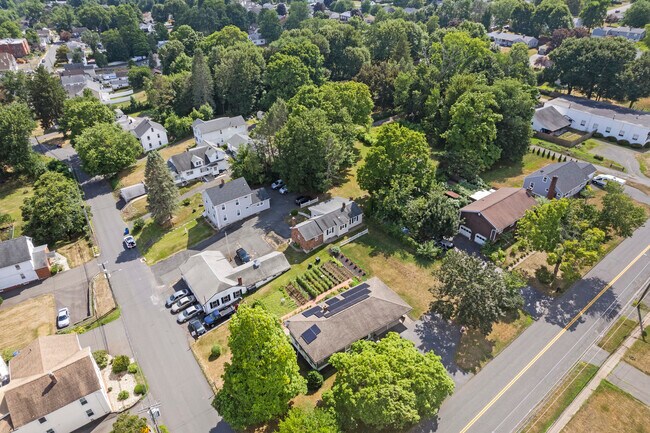 Foto del edificio - 160 Beecher St