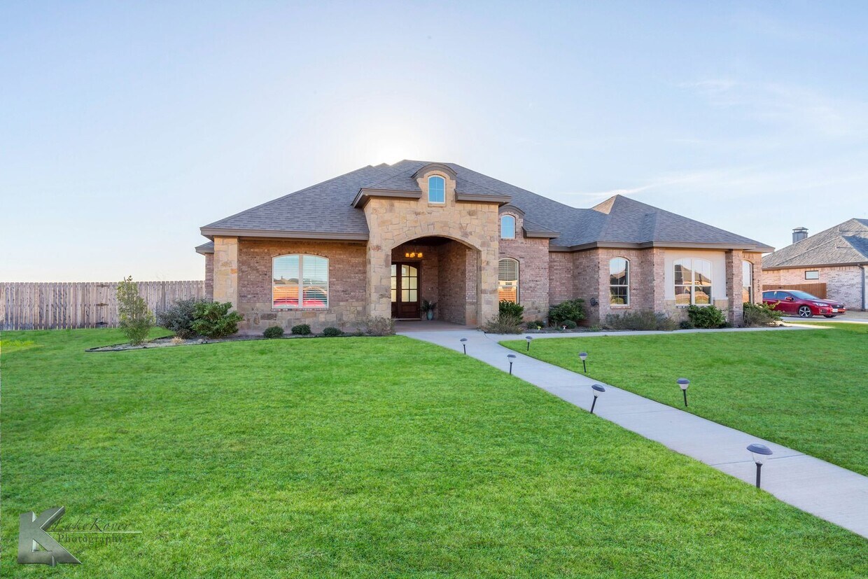 Primary Photo - Highland Farms Haven: A Unique 4-Bedroom R...