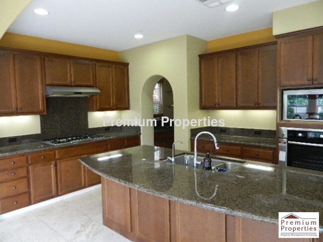 Foto del edificio - 3232 Carpenter Way