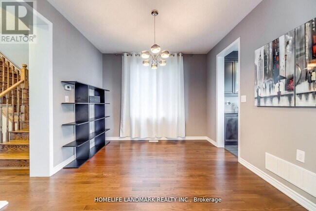 Photo du bâtiment - 186 Degraaf Cres