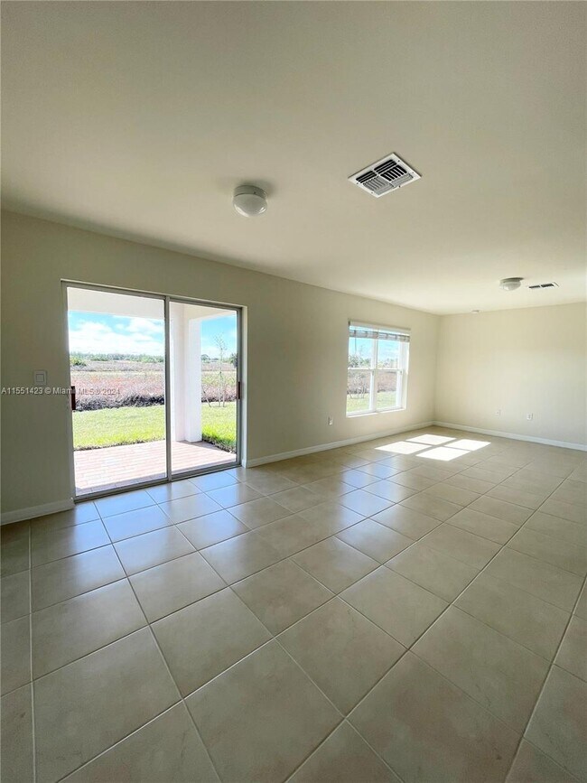 Building Photo - 9006 Justice Cir