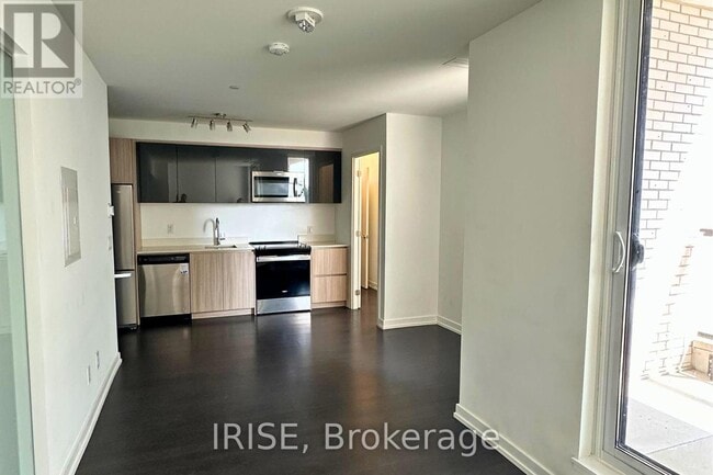 Building Photo - 3100 Keele St