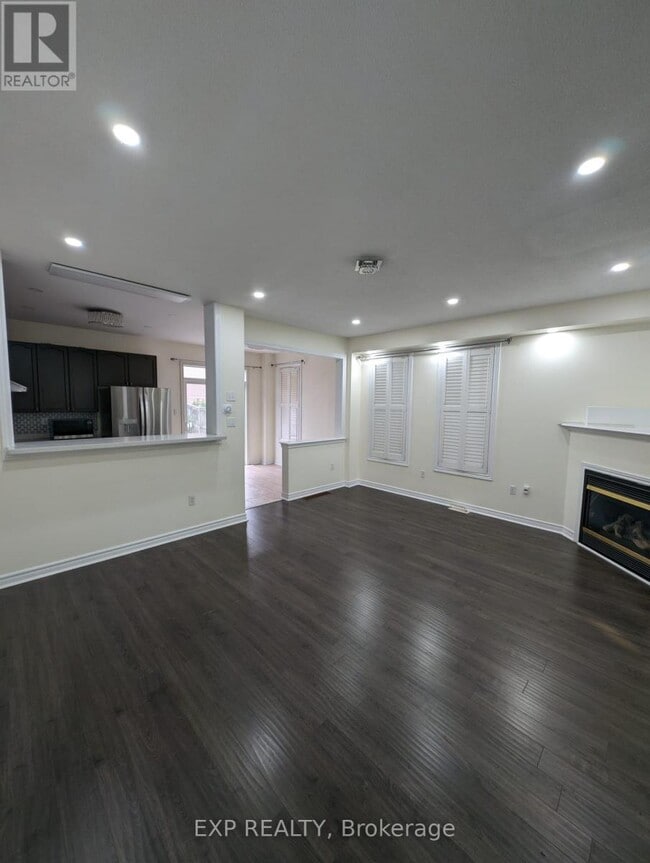 Building Photo - 68 Rocky Point Crescent