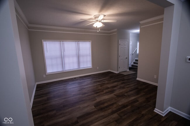 Building Photo - 10813 Putnam Pl