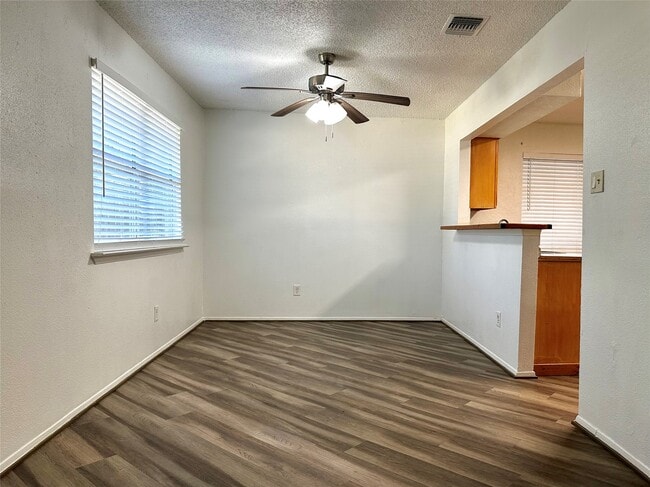 Building Photo - 4927 Adonis Dr