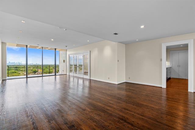 Foto del edificio - 6335 W Northwest Hwy