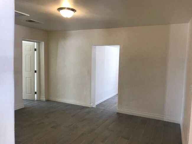 Building Photo - 8830 S. Nogales Hwy