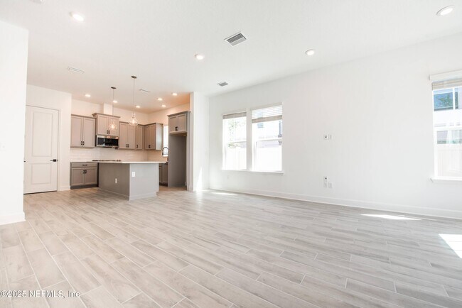 Foto del edificio - 7436 Calusa Ct