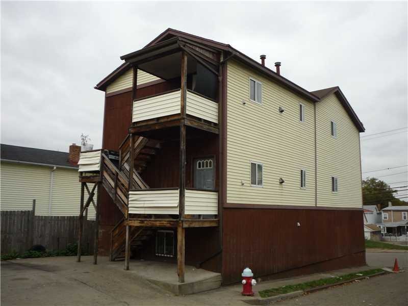Primary Photo - 705 Lorenz Ave