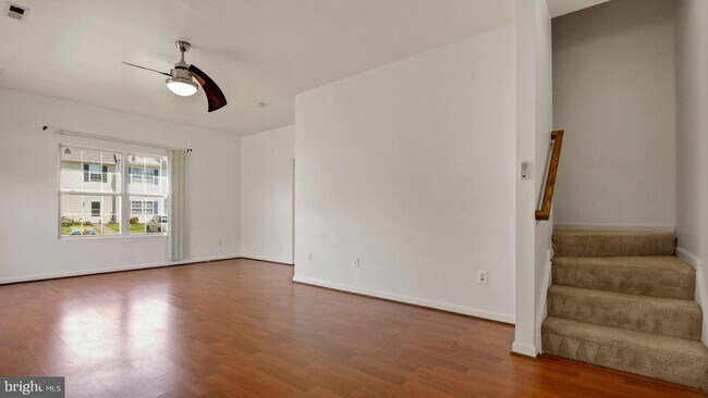 Foto del edificio - 11011 Coreys Way