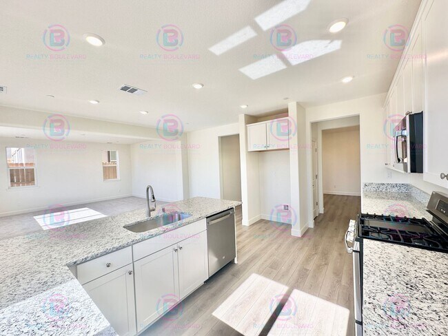Foto del edificio - Brand New Lennar Home in the Five Ridges C...