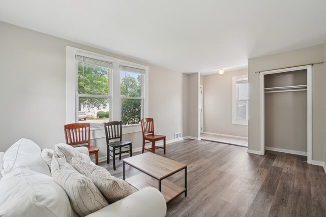 Building Photo - 7307 Hopkins Ave