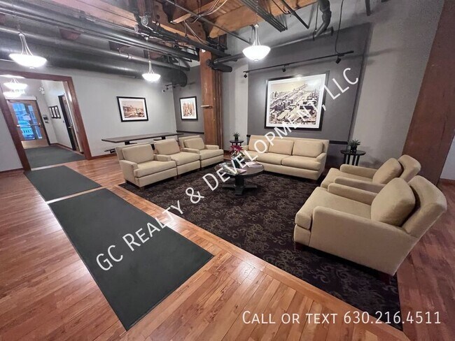 Foto del edificio - 540 N Lake Shore Dr