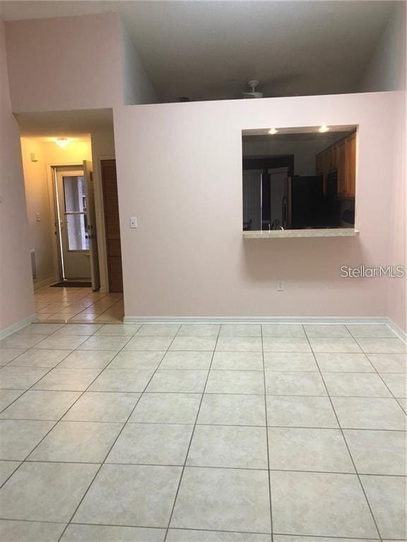 Building Photo - 3221 Villa Way Cir