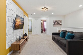 Building Photo - 2440 Dubai St