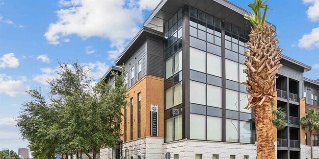 Foto del edificio - 776 N Orange Ave