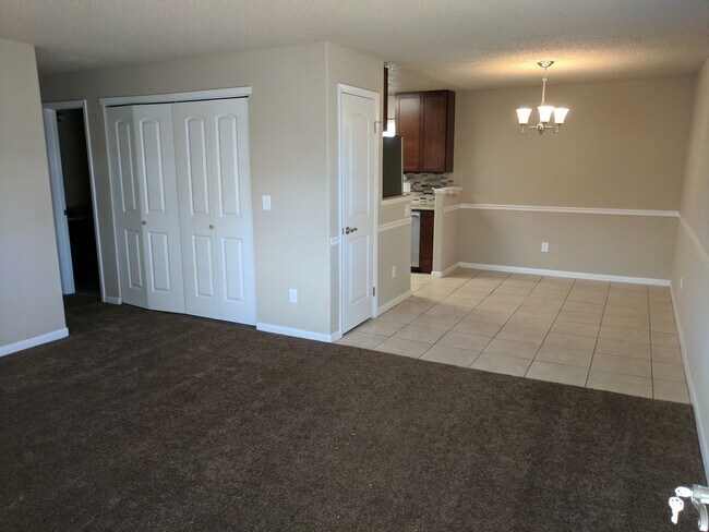 Foto del edificio - Kearney Street Apts.