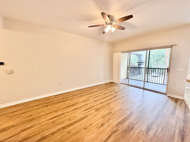 Foto del edificio - ** FAIRWAY PRESERVE ** 2 BED / 2 BATH COND...