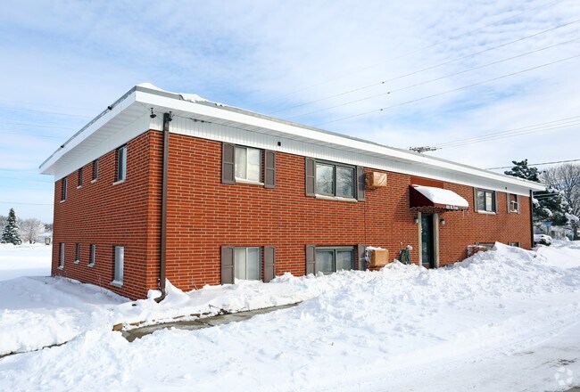 Building Photo - 810 W 1st St