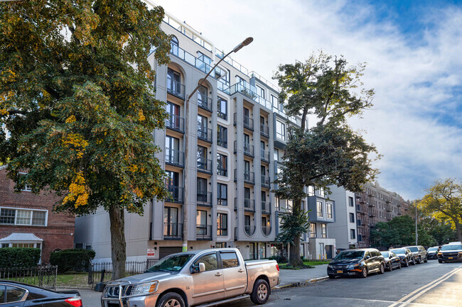 Neighborhood Context - 154 Lenox Road