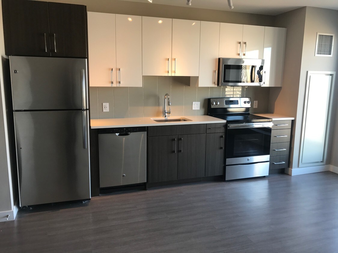 12 Causeway St, Boston, MA 02114 Apartments in Boston, MA