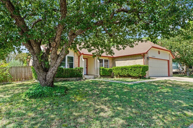 Foto del edificio - 2701 Hillview Ln