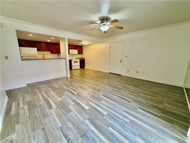 Foto del edificio - 4410 Sandy River Dr