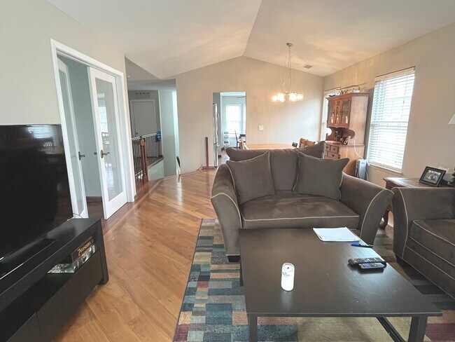Foto del edificio - 1225 S Wellington Ct