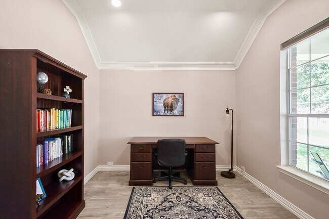 Building Photo - 11302 N Creekwood Hills Ln