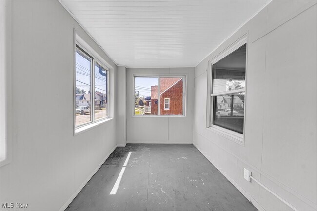 Building Photo - 19315 Cherokee Ave