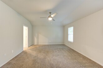 Building Photo - 14245 Wonder Lake Ln