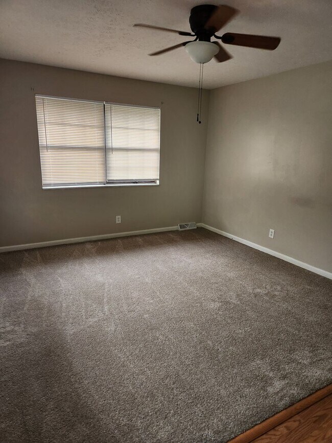 Foto del edificio - W. Kenwood Ave, 608-A