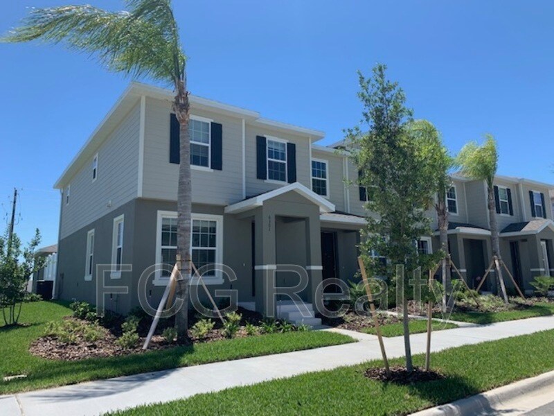 Foto principal - 6013 Blue Lily Wy