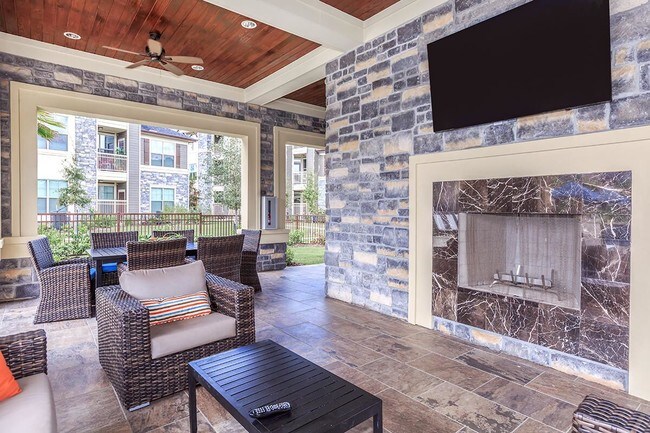 Plantation Park Apartments Lake Jackson, TX