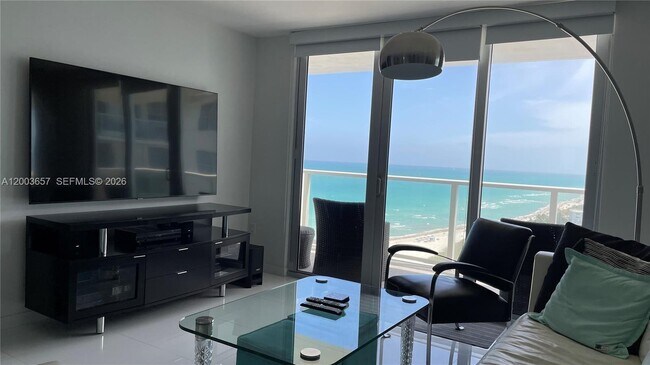 Photo - 5701 Collins Ave (Miami Beach, FL) Apartment