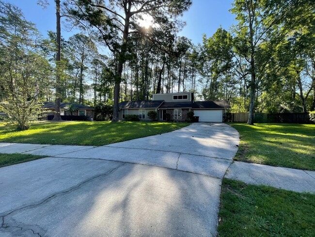 Building Photo - Coming Soon – Beautiful 3 Bedroom, 2 Bathroom Home in Mandarin!