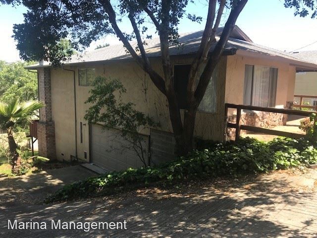Building Photo - 3 br, 2.5 bath House - 1046 Orchard Ave