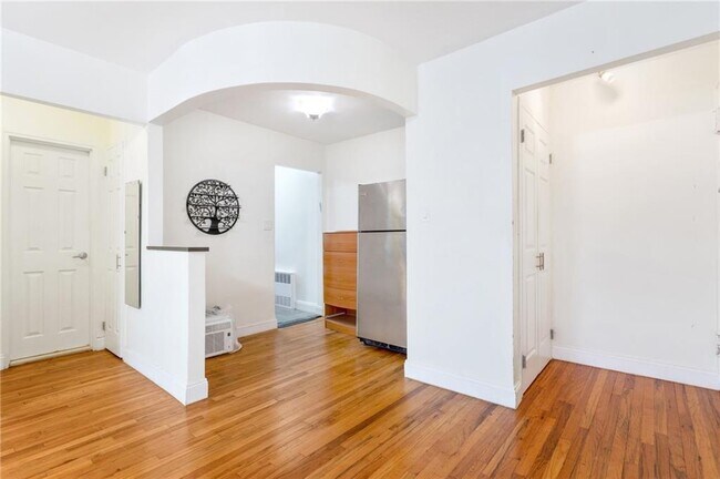 Foto del edificio - 2600 E 21st St