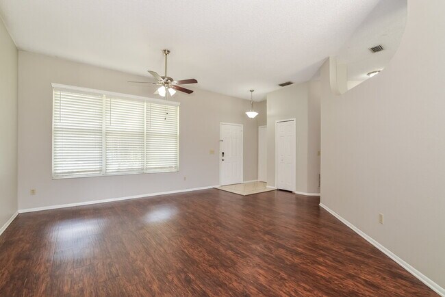 Foto del edificio - 1176 Countrywind Dr