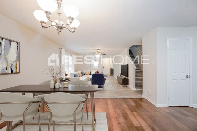 Foto del edificio - 4366 Fullwood Ct