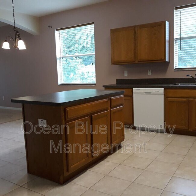 Building Photo - 12356 Ridgedale Dr