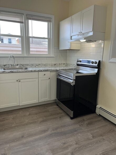 Building Photo - 16 N Sacramento Ave