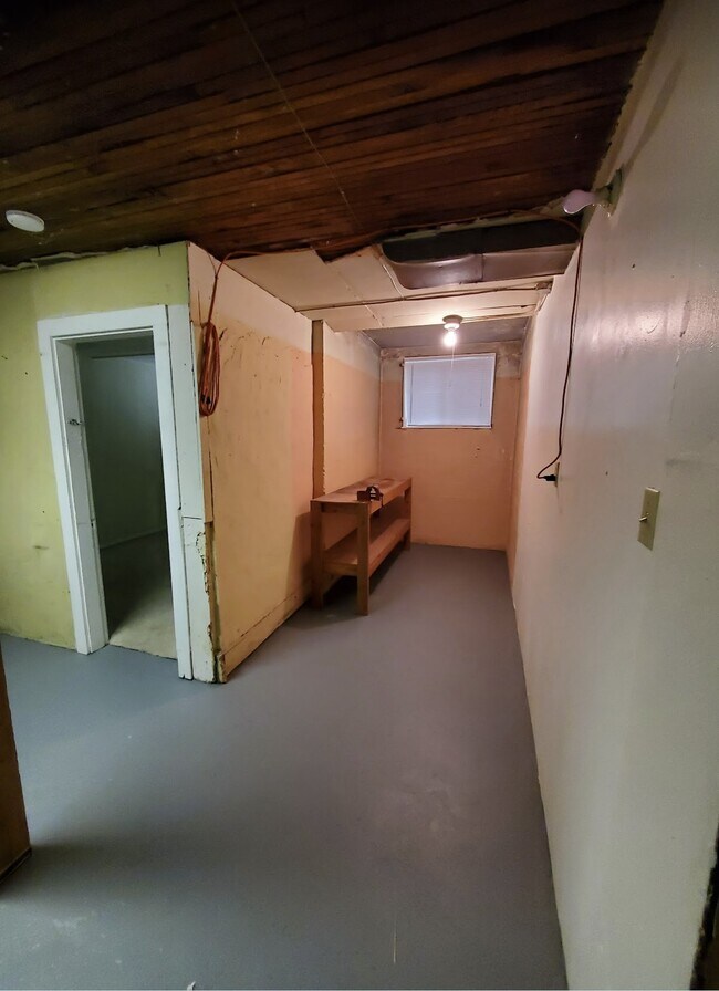Foto del edificio - 4039 Whitman Avenue North