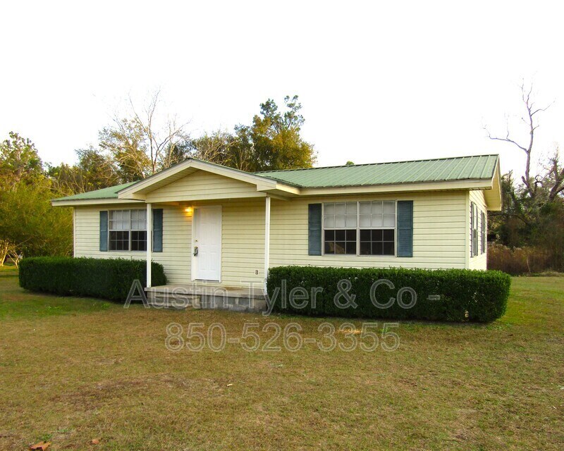 6917 Burke St, Grand Ridge, FL 32442 House Rental in Grand Ridge, FL